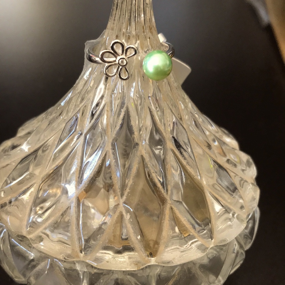 925 Sterling Silver Green Freshwater Pearl Ring